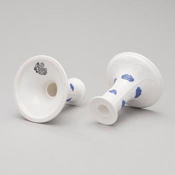A 43-piece porcelain dinnerware set, "Blå blom", Gustavsberg.
