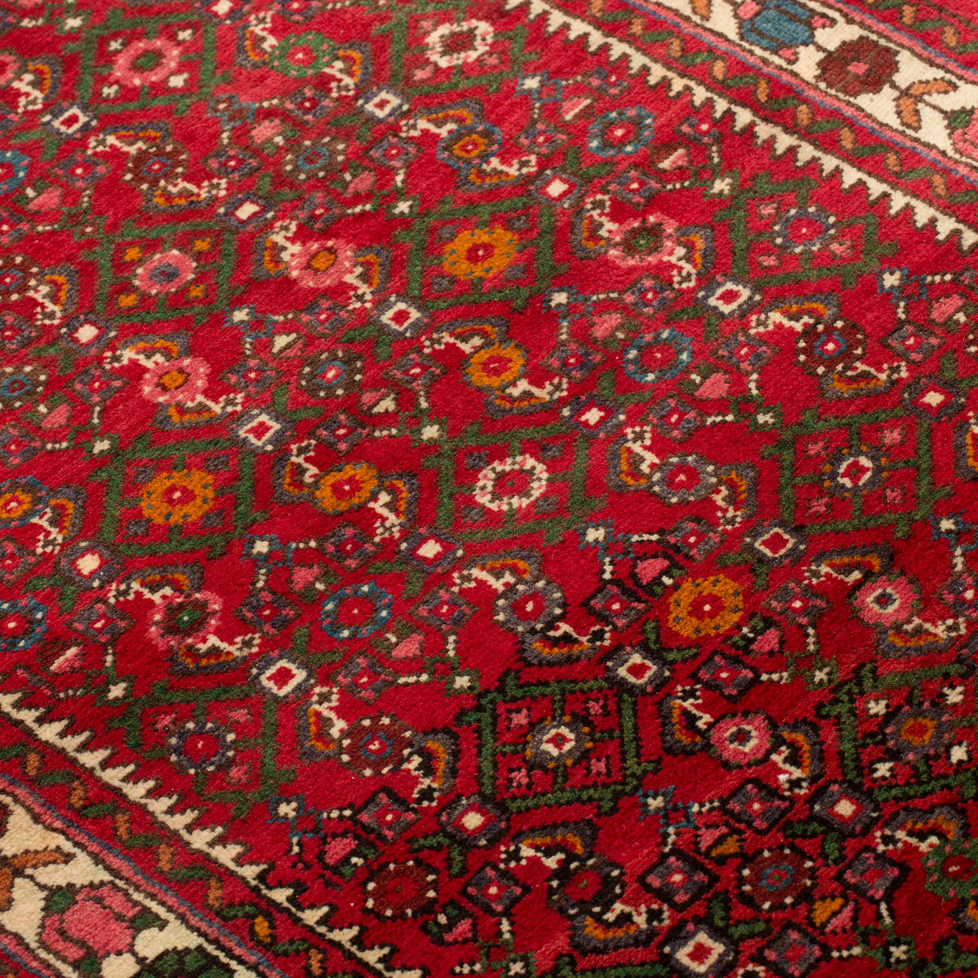 GALLERIMATTA, Hosseinabad, ca 505 x 86 cm.