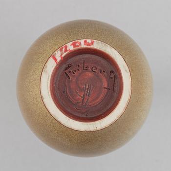 Berndt Friberg, a stoneware vase, Gustavsberg studio, Sweden 1962.