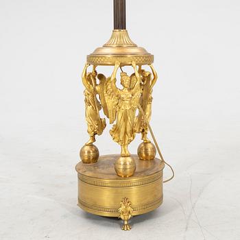 Golvlampa empire-stil 1900-talets första hälft/mitt.