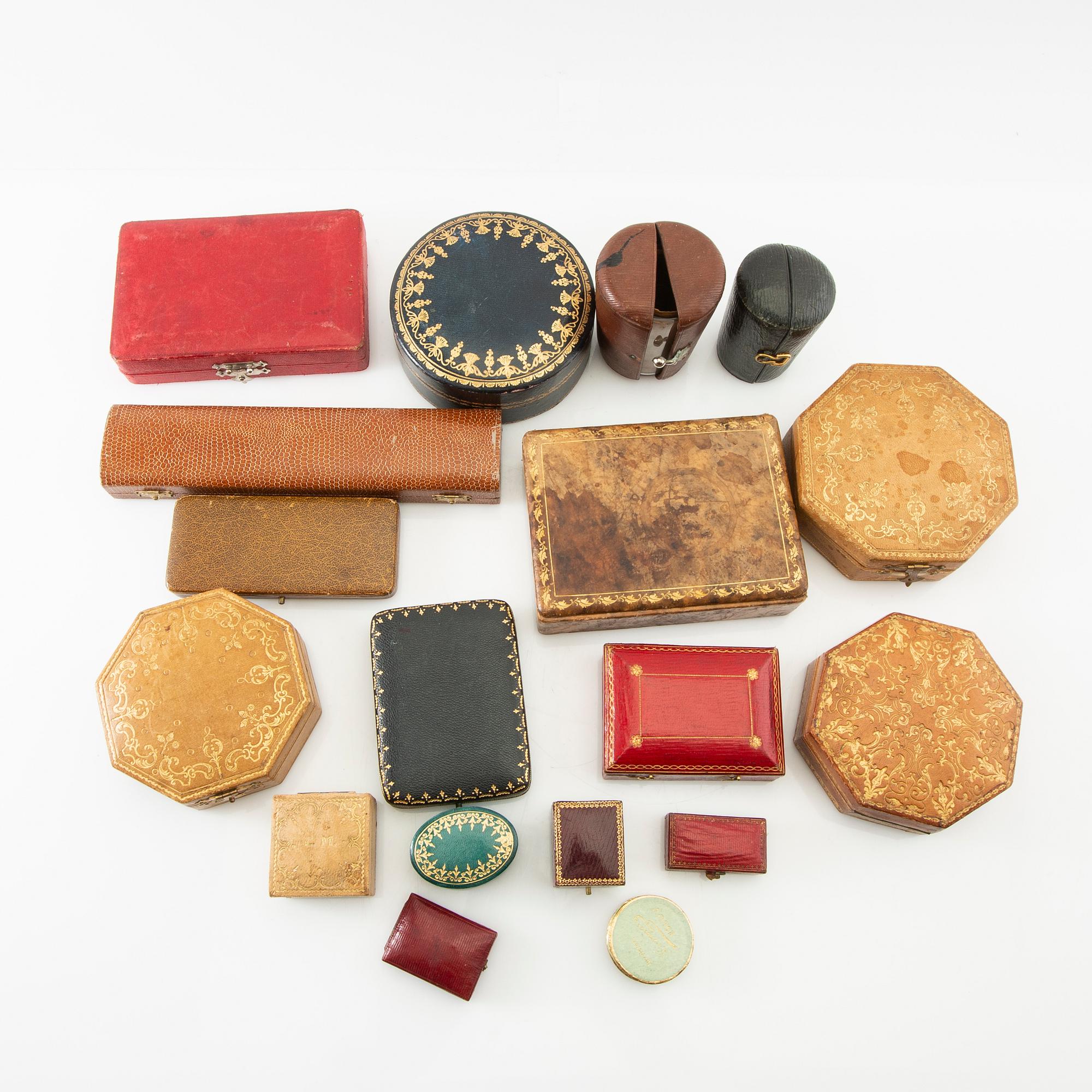 Various cases and boxes, approximately 18 pcs, first half of the 20th century.