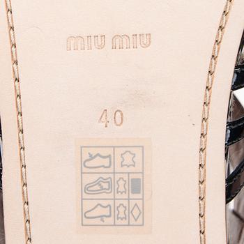SKOR, MiuMiu.