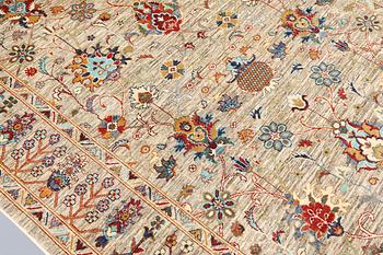 A rug, Ziegler design, approx. 293 x 200 cm.