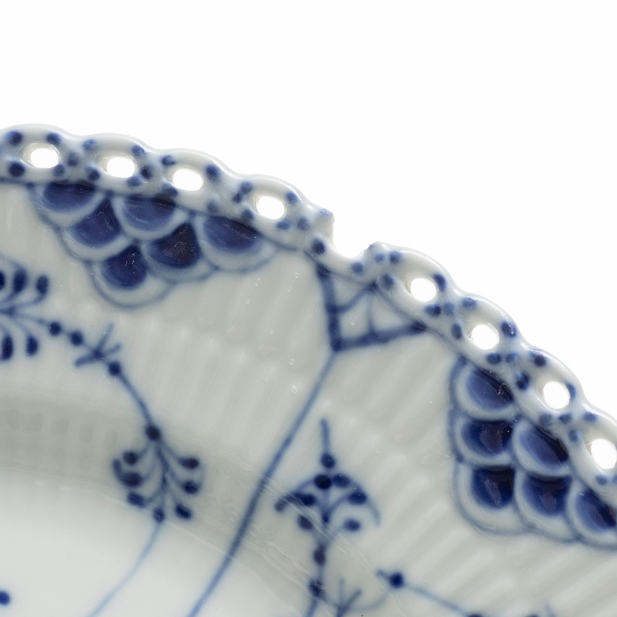 Royal Copenhagen, a 31-piece 'Blue Fluted' coffee service, Denmark.