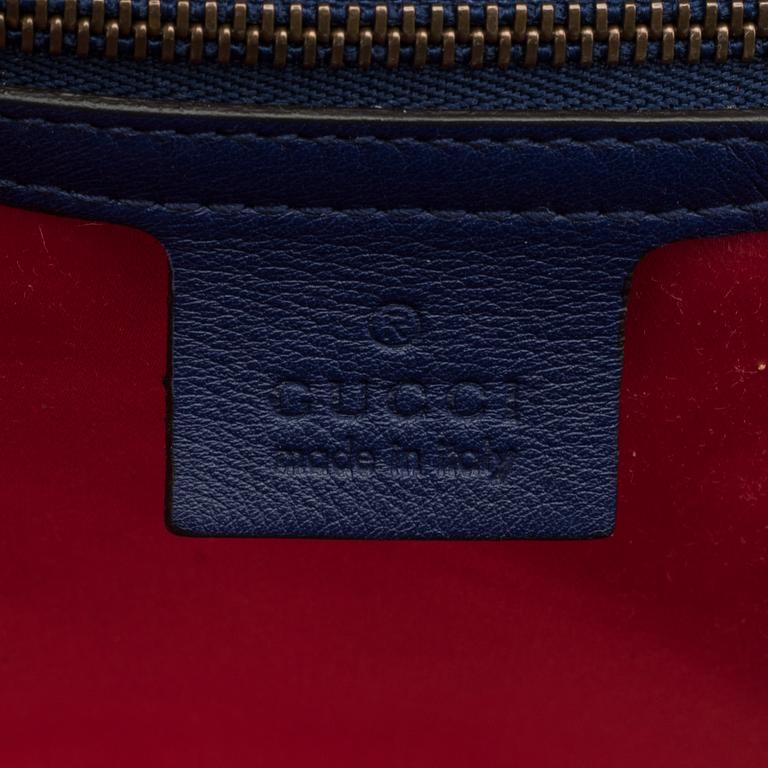 GUCCI, "Marmont Velvet" väska.