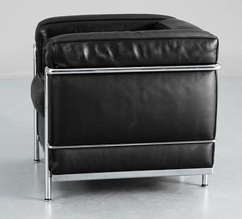 LE CORBUSIER, fåtöljer, ett par, "LC 2", Cassina, Italien.