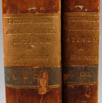 BÖCKER, vol I och II, "Dictionarium Anglo-Svethico, latinum" av Jacob Serenius, Hamburg 1734 resp Stockholm 1761.