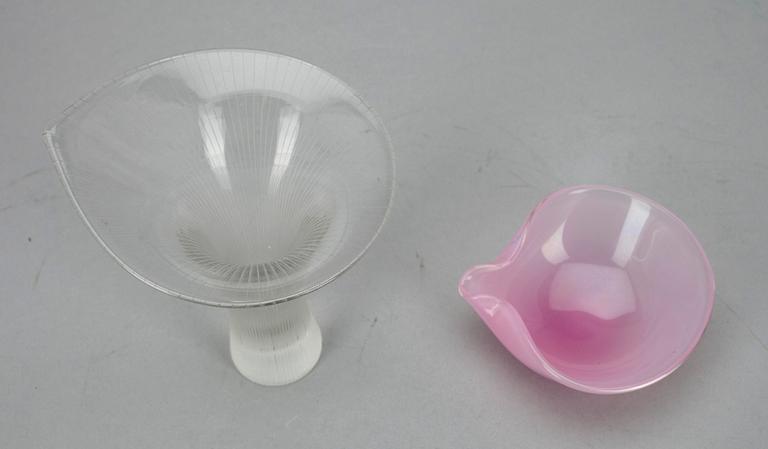 VAS, glas, Tapio Wirkkala, sign Iittala -55.  samt SKÅL, glas, sign. Kaj Franck, Iittala.