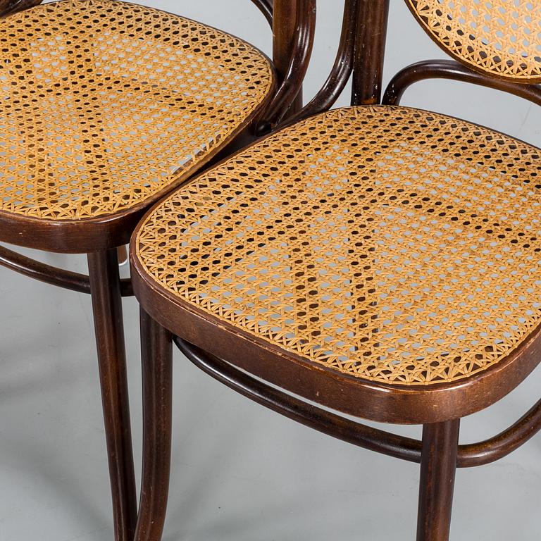 STOLAR, 4 st Thonet-typ. 1900-talets första hälft.