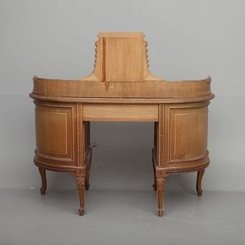SKRIVBORD OCH STOL, Louis XVI-stil, Frankrike 1900-talets början.