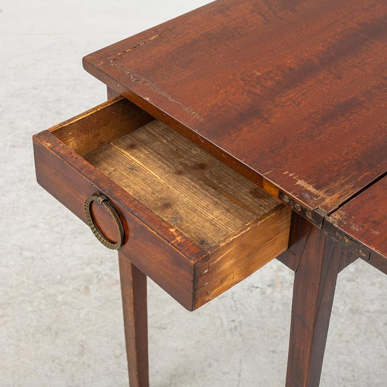 A late Gustavian mahogany card table, late 18th century.