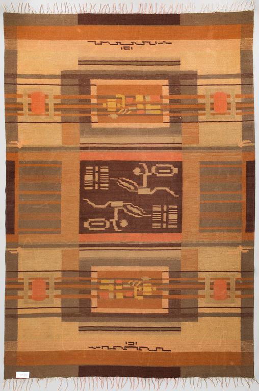 A 1930's Finnish flat weave carpet. Circa 350 x 250 cm.