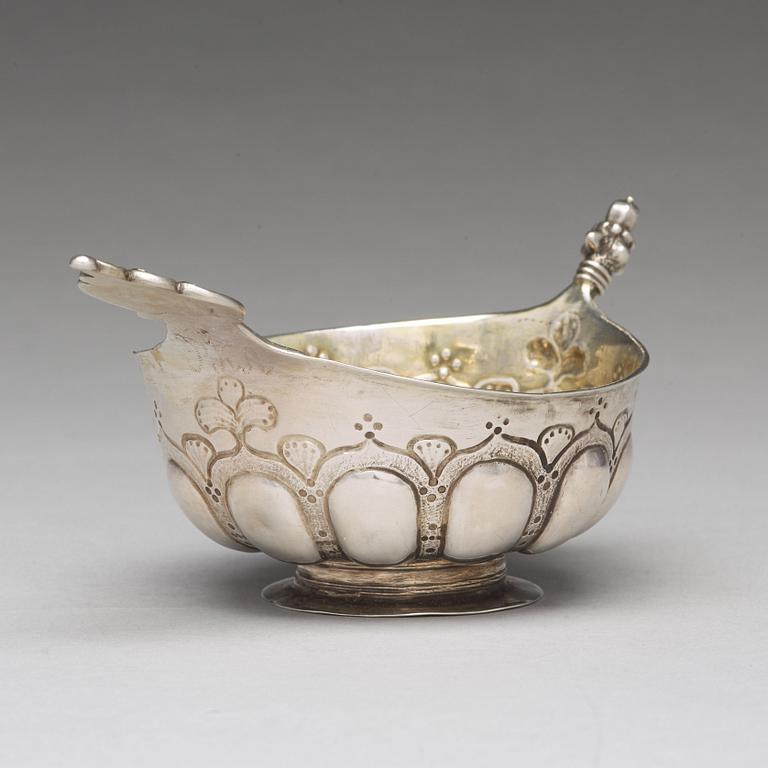 A Swedish 18th century parcel-gilt silver brandy bowl, mark of Hans Jacob Schmit, Karlskrona 1718.