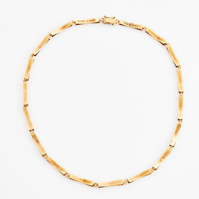 Bengt Liljedahl, An 18K gold necklace, Stockholm 1989.