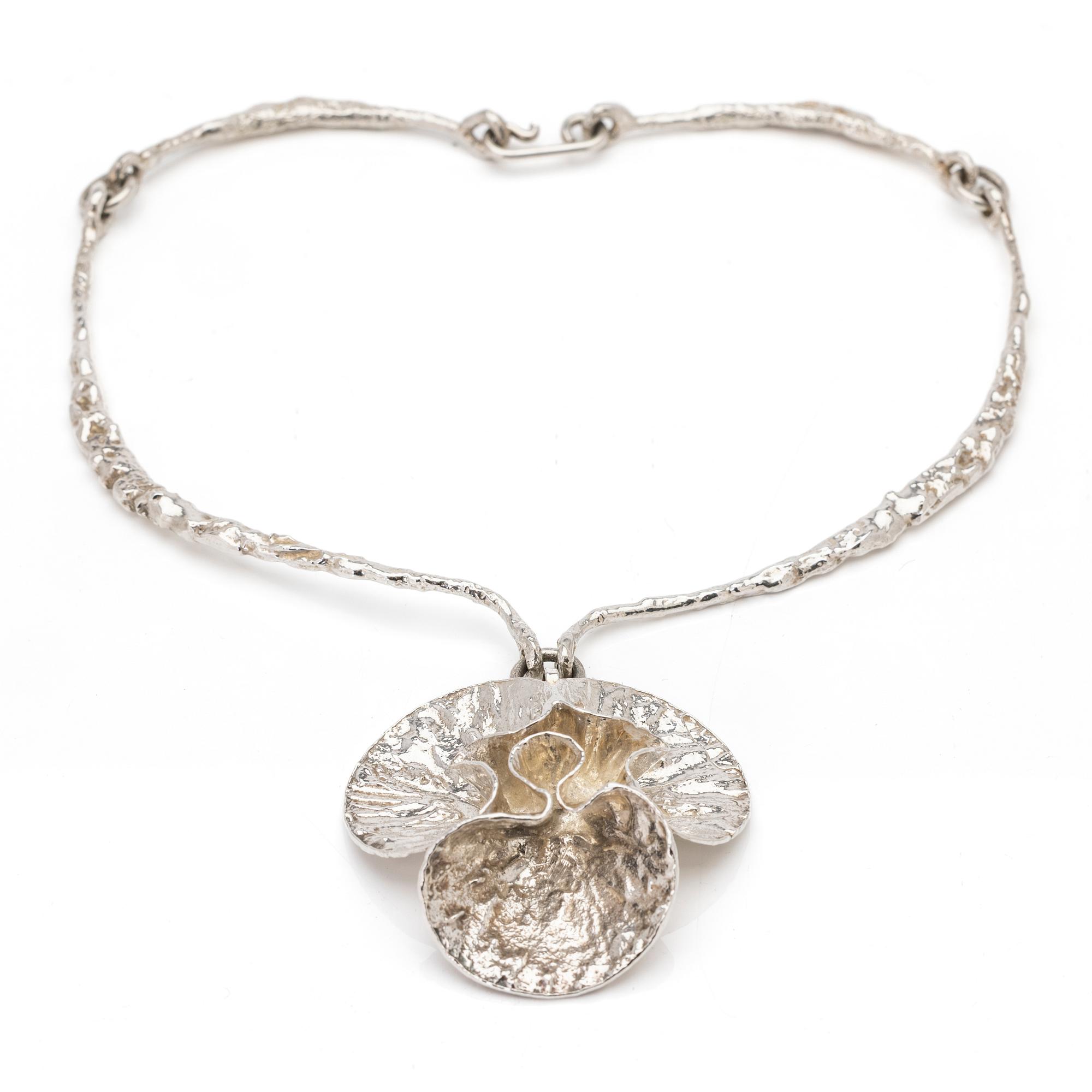 Theresia Hvorslev, Silver necklace, MEMA Lidköping 1974-1975.