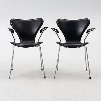 Arne Jacobsen, a set of 6 armchairs, "The Seven", Fritz Hansen, Denmark, 2006.