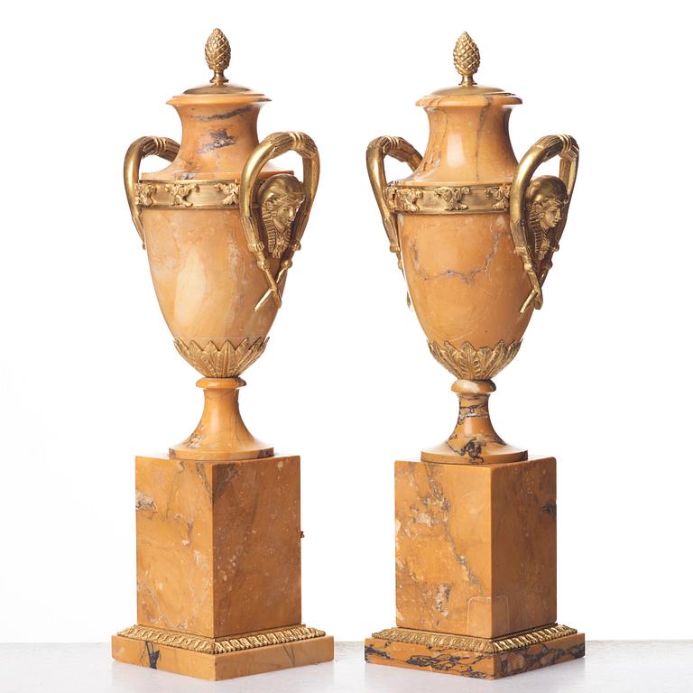 CASOLETTER/LJUSSTAKAR, empire, 1800-talets början.