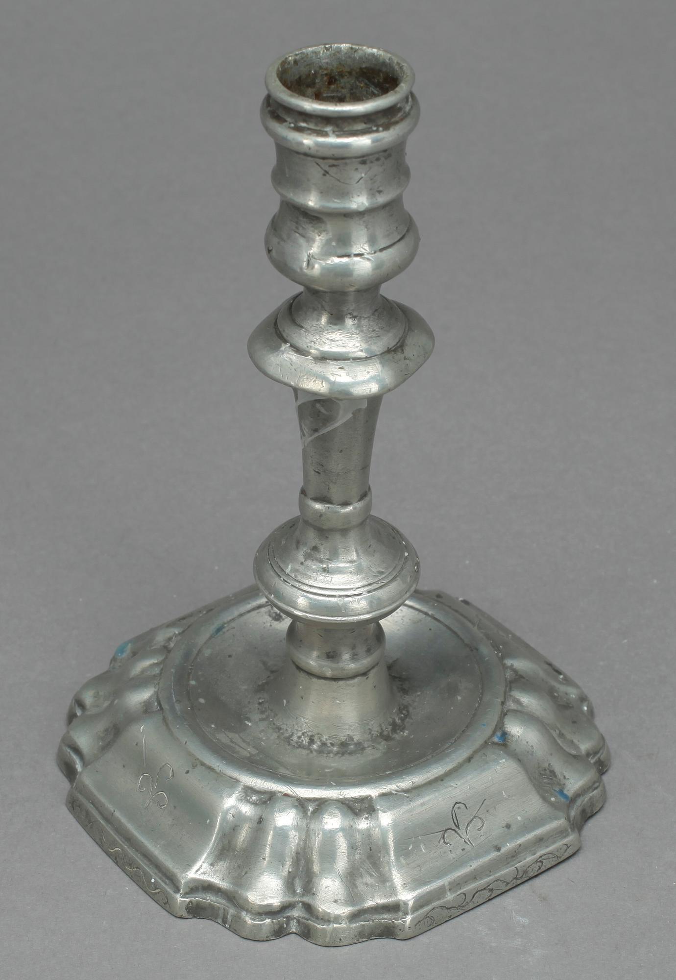 LJUSSTAKE, tenn, Baltzar Rokus, verksam 1743-88 i Arboga.