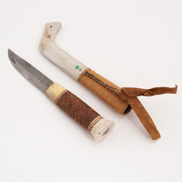 A reindeer horn knife by Esse Poggats, before 1963, signed.