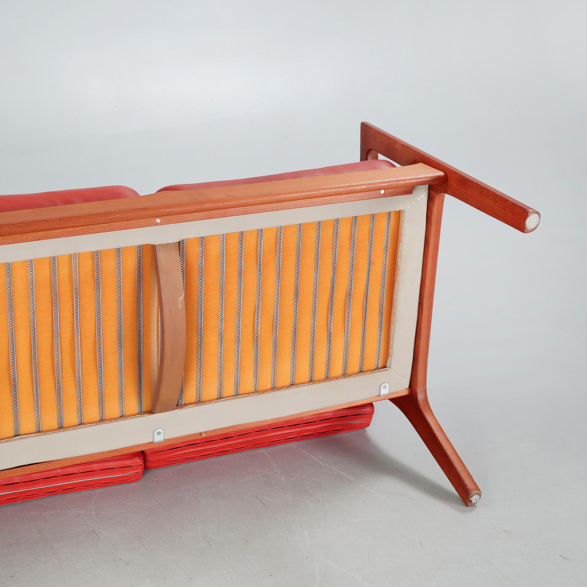 A sofa by Ole Wanscher, model "Senator", for France & Son, third quarter of the 20th century.