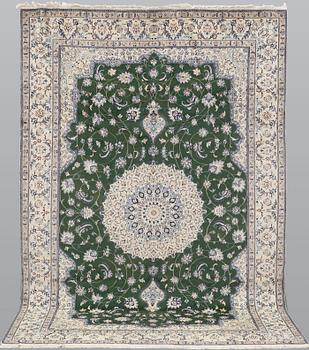 Matta, Nain, part silk, ca 302 x 202 cm.