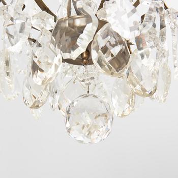 A Rococo style chandelier, mid-20th Century.