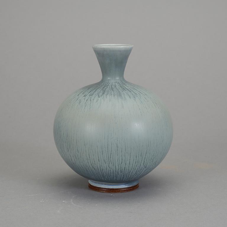 VAS, stengods, Berndt Friberg, Gustavsberg Studio 1971.