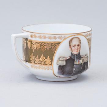 TEEKUPPI, posliinia, M.S Kuznetsov, Dmitrov tehdas 1891-1917.
