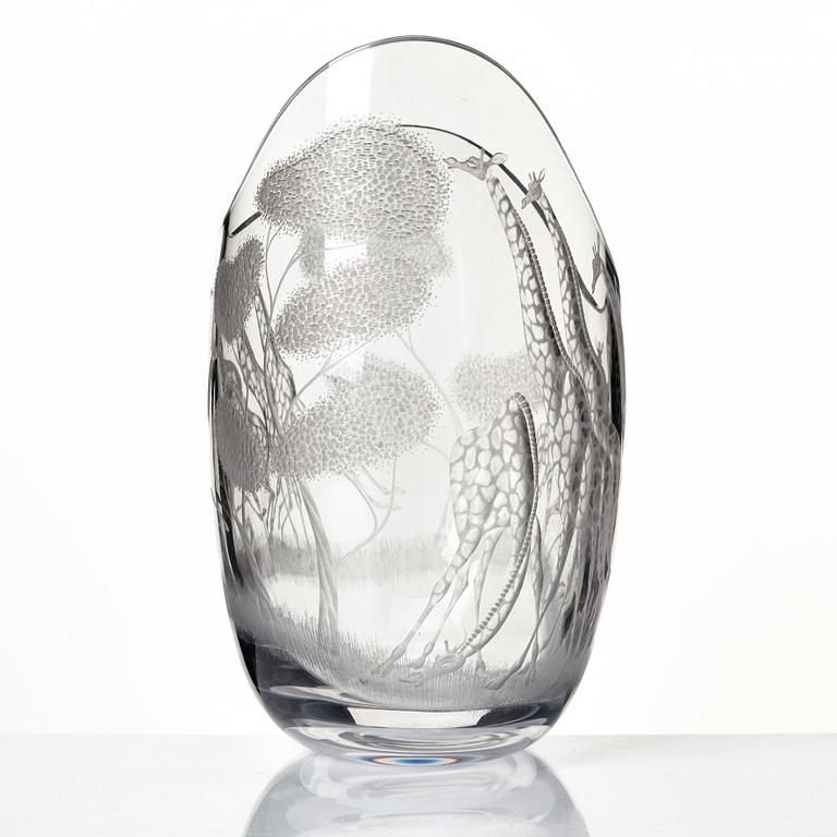 Vicke Lindstrand, an engraved glass vase "Högvilt" (Safari), Kosta, Sweden 1950-60's.