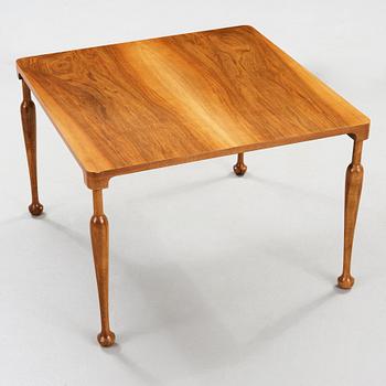 Josef Frank, a walnut sofa table, Svenskt Tenn, model 2181.