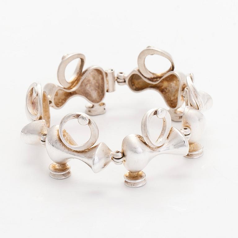 Jorma Laine, armband, silver, Turun Hopea, Åbo 1973.