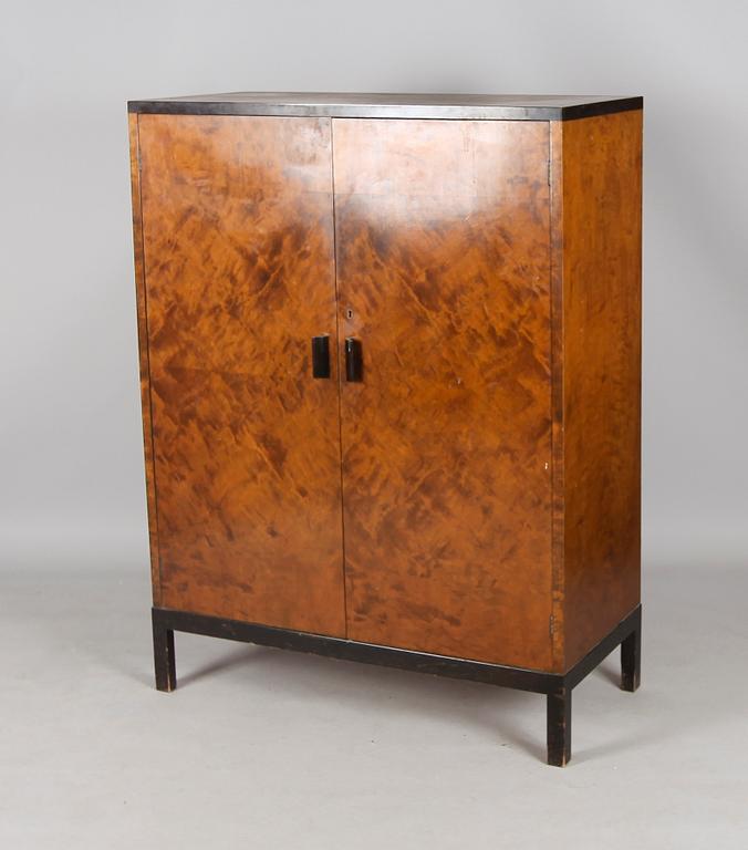 SKÅP, art déco, 1900-talets första hälft.