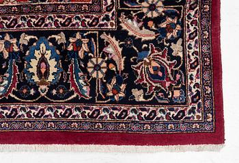 Rug, Meshed, 383 x 294 cm.