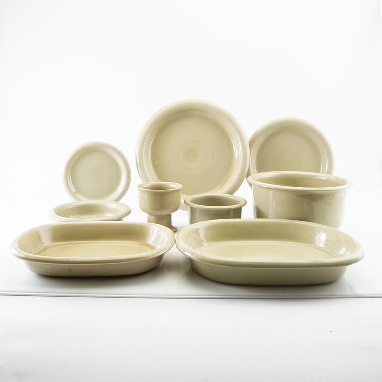 Signe Persson-Melin, servis ca 81 dlr "Celadon" Boda Nova sent 1900-tal porslin.