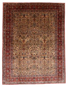 296. A carpet, semi-antique Kashan, ca 422 x 321 cm.