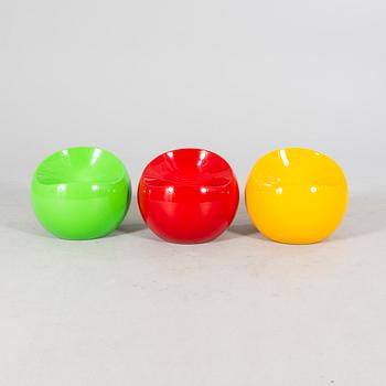 A set of three Finn Stone plastic "Ball chair" for DuPont 21st century.