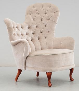 FÅTÖLJ, nyrokokostil, 1900-talets första hälft.