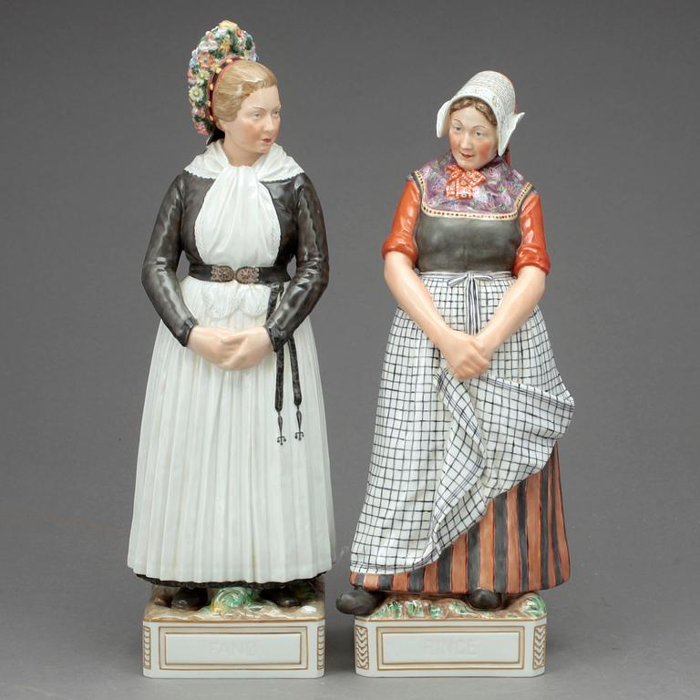 FIGURINER, porslin, 2 st, Danmark, 1900-tal.