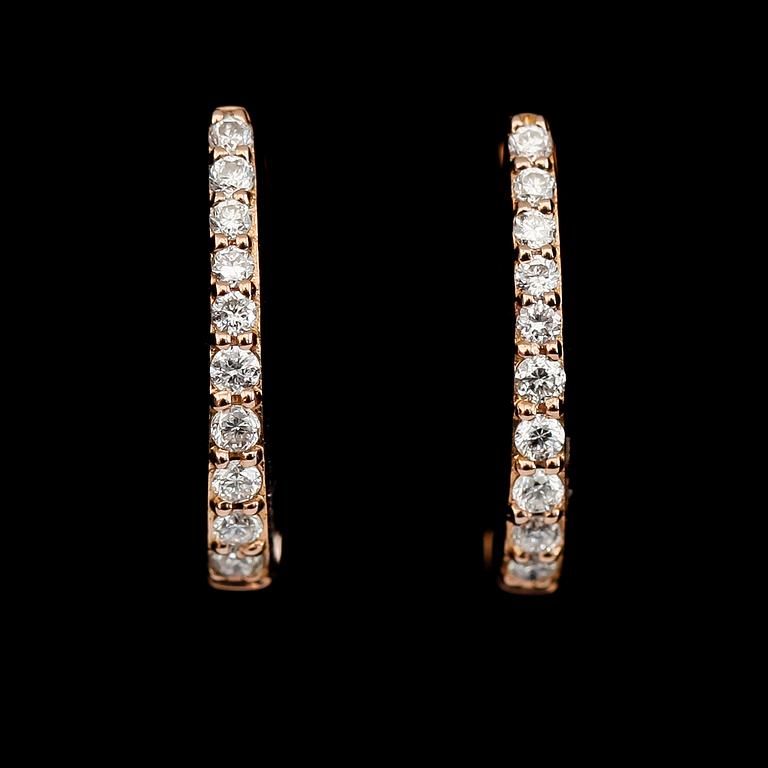 ÖRHÄNGEN, 1 par, 18K roséguld, diamanter tot ca 0.15 ct.