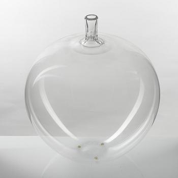 Ingeborg Lundin, an 'Äpplet' glass vase, Orrefors Gallery, -87.