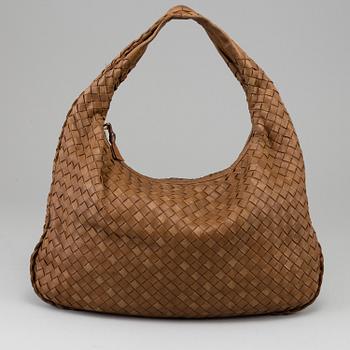 BOTTEGA VENETA, a light-brown leather bag.