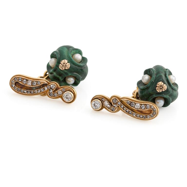 A pair of jewelled malachite cufflinks, C.E. Bolin, St Petersburg, workmaster Vladimir Finikov active 1880-1908.