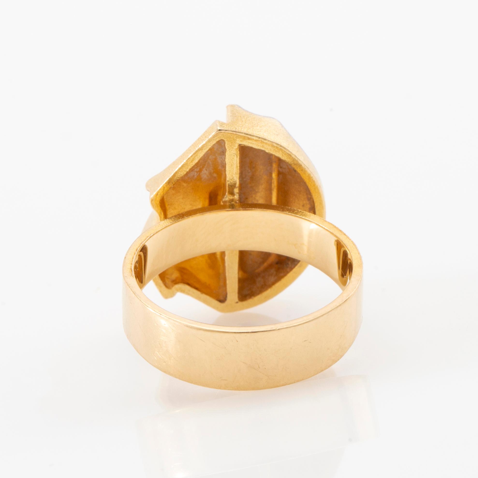 Björn Weckström, Ring "Kaksoisaalto/Double Wave" 18K gold and platinum, Lapponia Finland 2001.