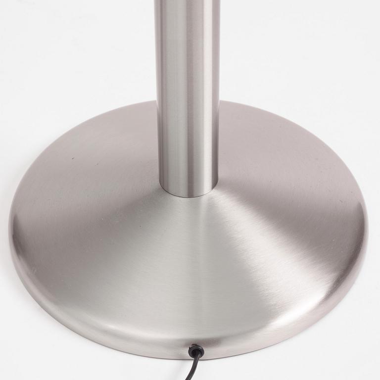 Pietro Chiesa, a "Luminator" floor lamp, Fontana Arte, Italy, 2018.