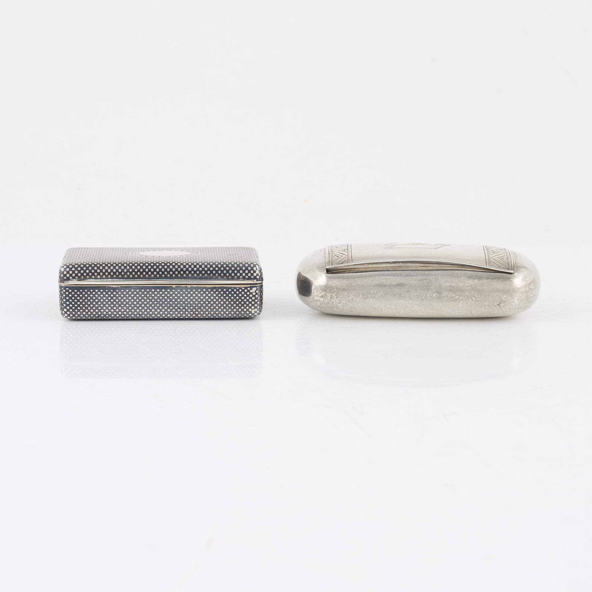 Dosor, 2 st, silver, bl a K Anderson, Stockholm 1893.