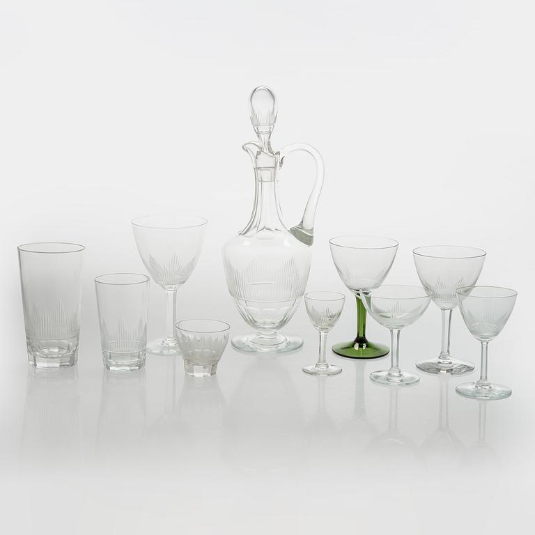 Erkki Vesanto, glasservis, "Marjatta", 98 delar, Iittala 1947-1969.
