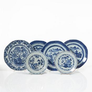 A group of six Chinese blue and white dishes, Qing dynasty, 18th and 19th century.