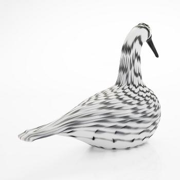 Oiva Toikka, a 'Swan' glass bird, signed O. Toikka Nuutajärvi 128 2005.