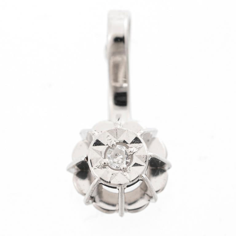 Hänge 18K vitguld med en diamant.