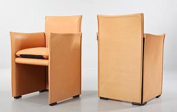 KARMSTOLAR, ett par, "Break", Mario Bellini, Cassina, modellen formgiven 1976.